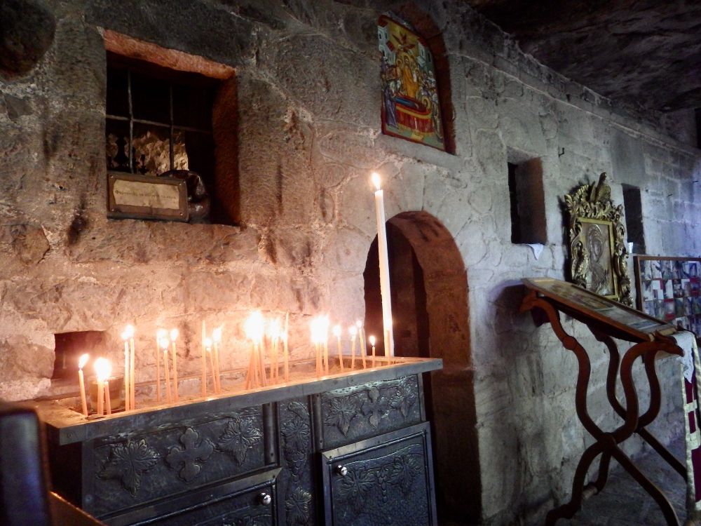 OFF-ROAD 4X4 ΣΤΑ ΕΠΙΒΛΗΤΙΚΑ ΒΟΥΝΑ ΜΕ ΤΙΣ ΕΝΤΥΠΩΣΙΑΚΕΣ ΚΟΡΥΦΕΣ ΣΤΑ ΔΥΤΙΚΑ ΤΗΣ ΚΕΝΤΡΙΚΗ ΠΙΝΔΟΥ